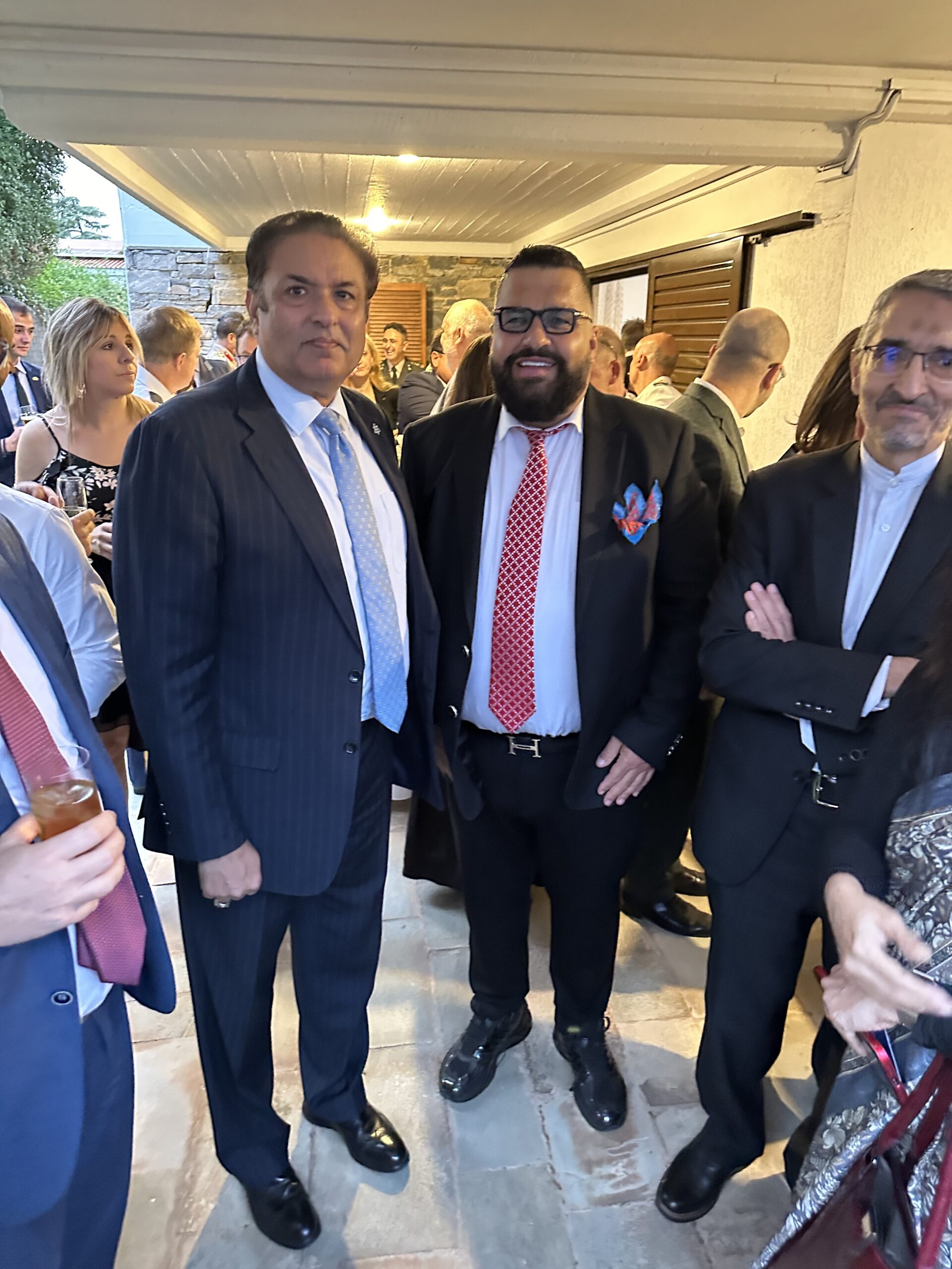 9A2DC399-B808-4CBB-B101-369060CB8054