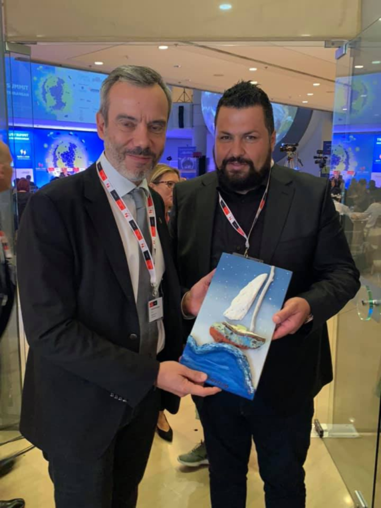 ΝΙΚΟΣ ΤΣΕΡΚΕΖΙΔΗΣ (44)