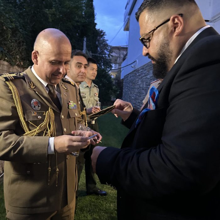 A48034C9-042F-440A-BC92-35BA0889DF27