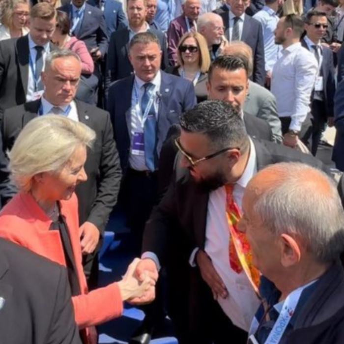 Ανώνυμο σχέδιο (71)